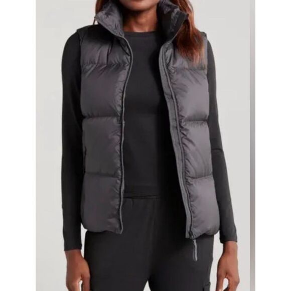 Vuori Jackets & Blazers - Vuori Hillside Down Vest Size Medium